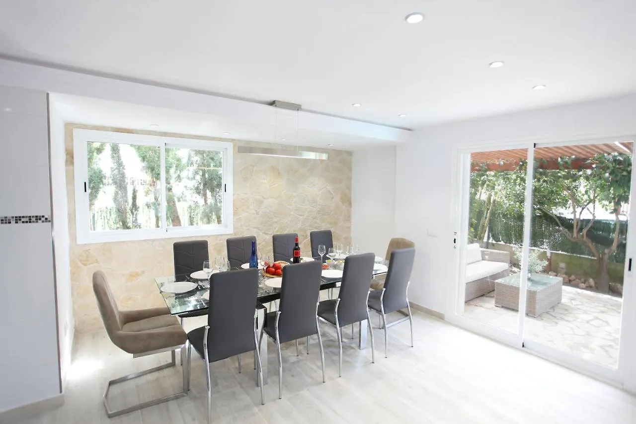 Tropical Garden, Villa With Pool Near The Beach Alcudia  0*, Alcudia (Mallorca)