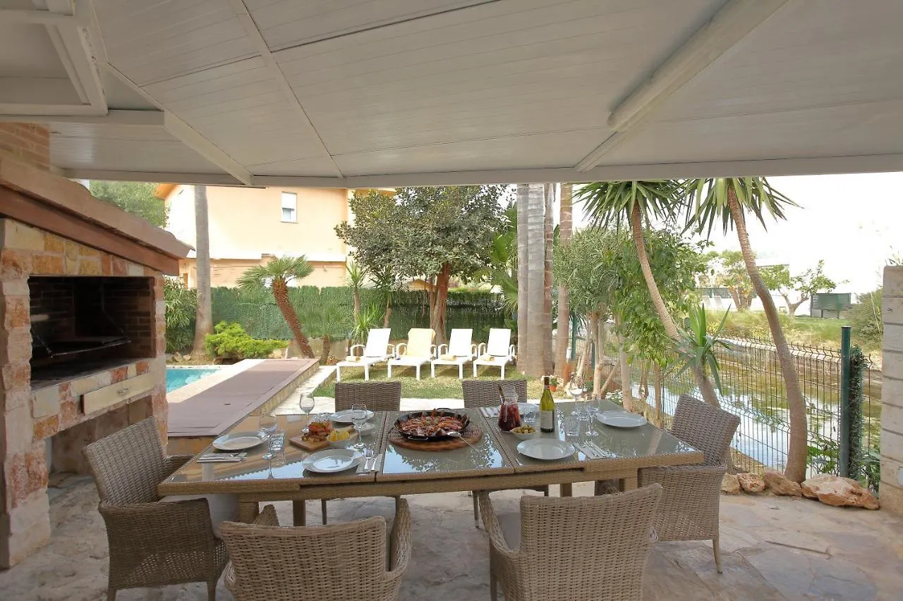 Tropical Garden, Villa With Pool Near The Beach Alcudia