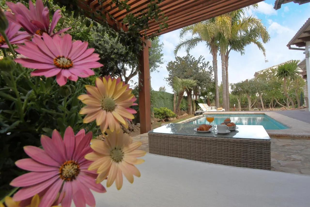 Tropical Garden, Villa With Pool Near The Beach Alcudia
